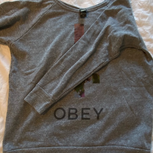 Obey Crewneck - Picture 2 of 3